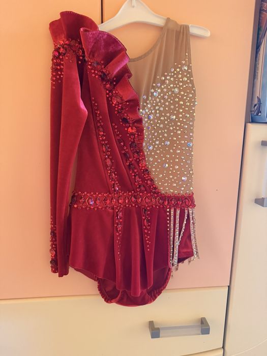 Купальник для художньої гімнастики