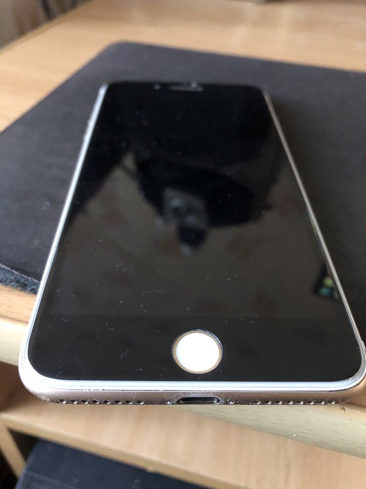 Iphone 7 plus в гарному стані