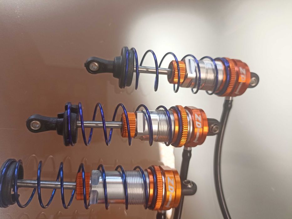 Suspensões Zd-racing para escala 1/10