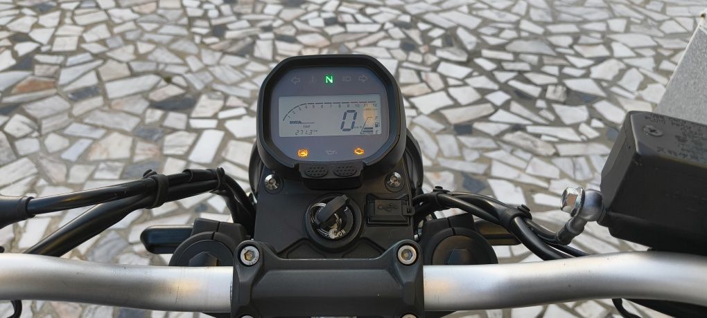 Voge 300 AC 2021