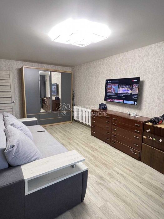 Продається 2 к квартира Нові будинки