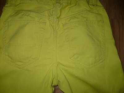 Желтые джинсы Штаны лимонного цвета на мальчика 104-110р.