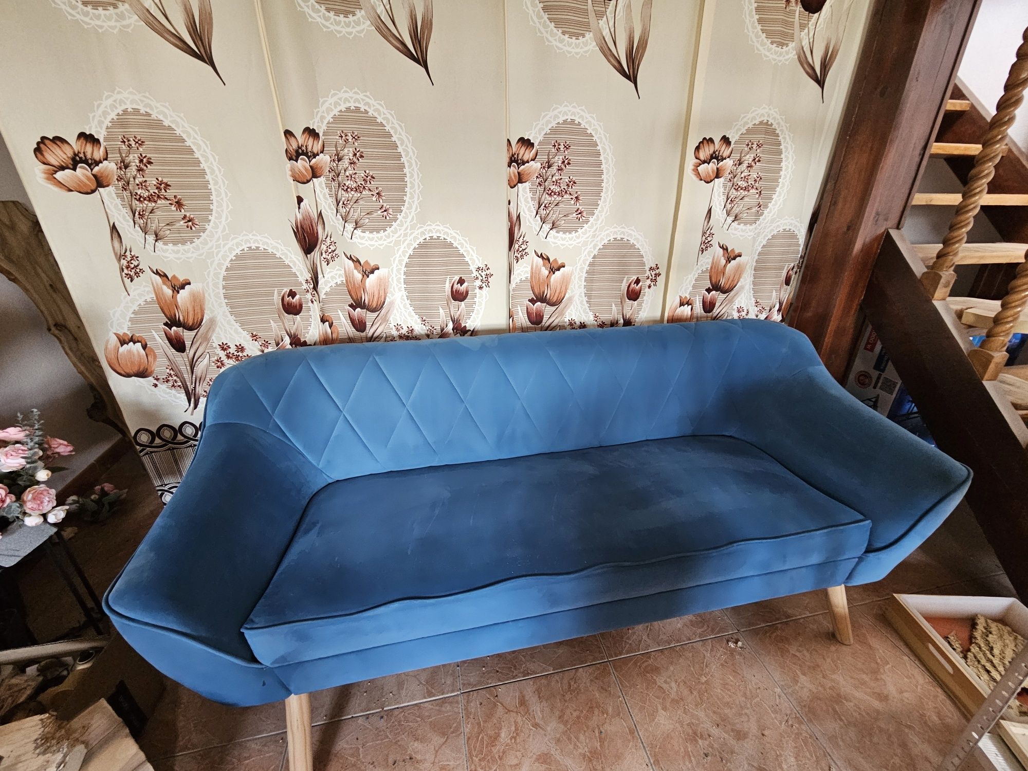 Zestaw sofa ÷ 4 krzesła