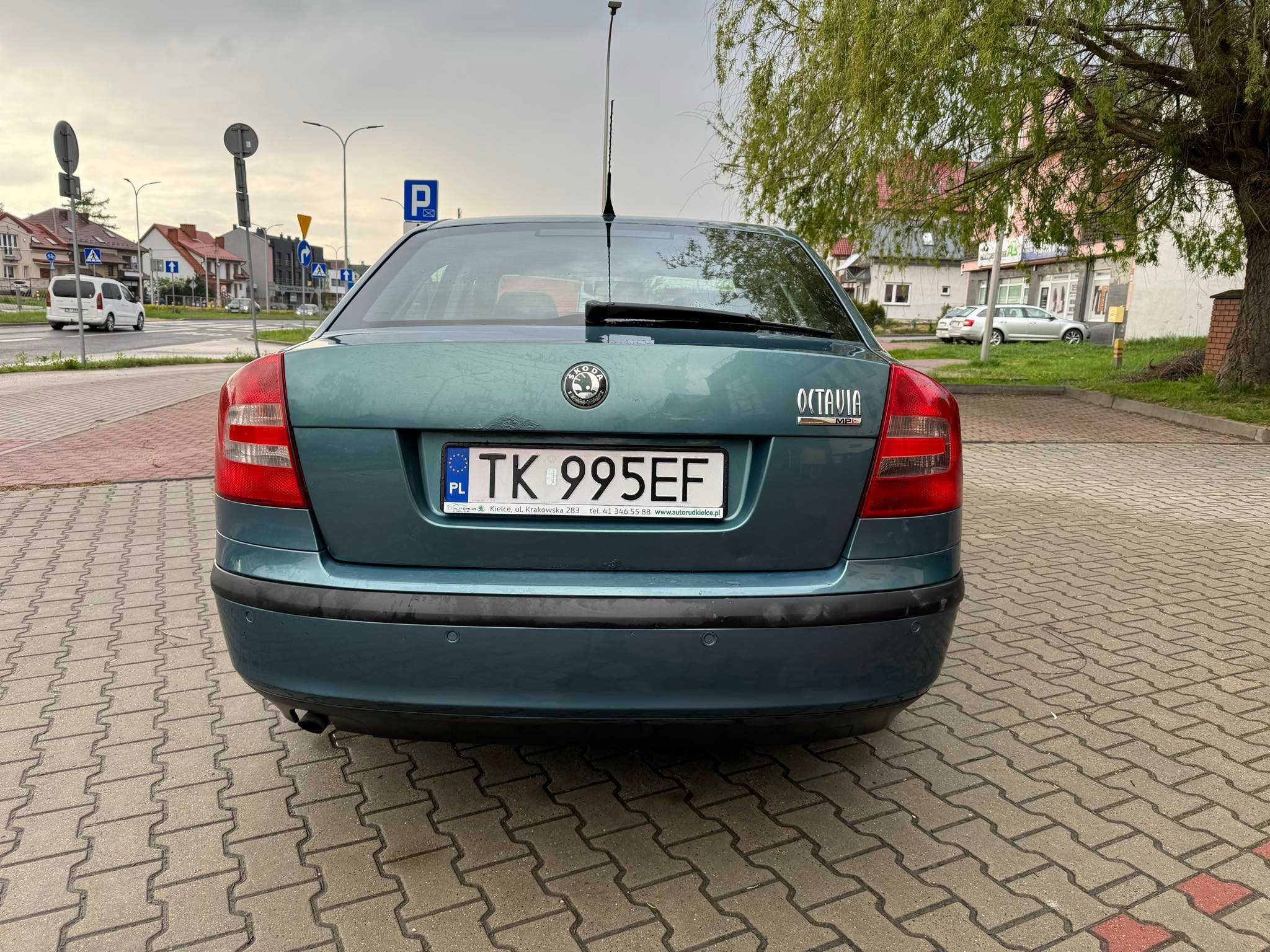 Skoda Octavia 2 II 1.6 MPI 101KM GAZ LPG Climatronic Grzane siedzenia