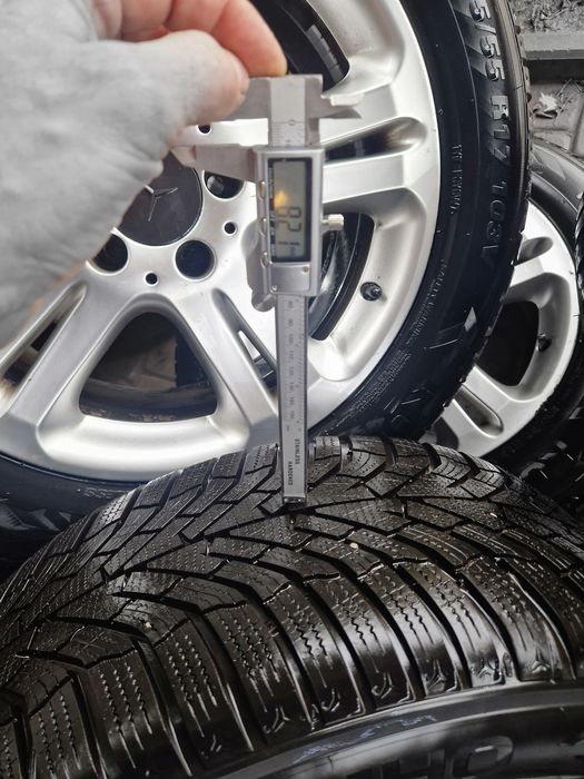 Opony zimowe  z felgami aluminiowymi Mercedes w221