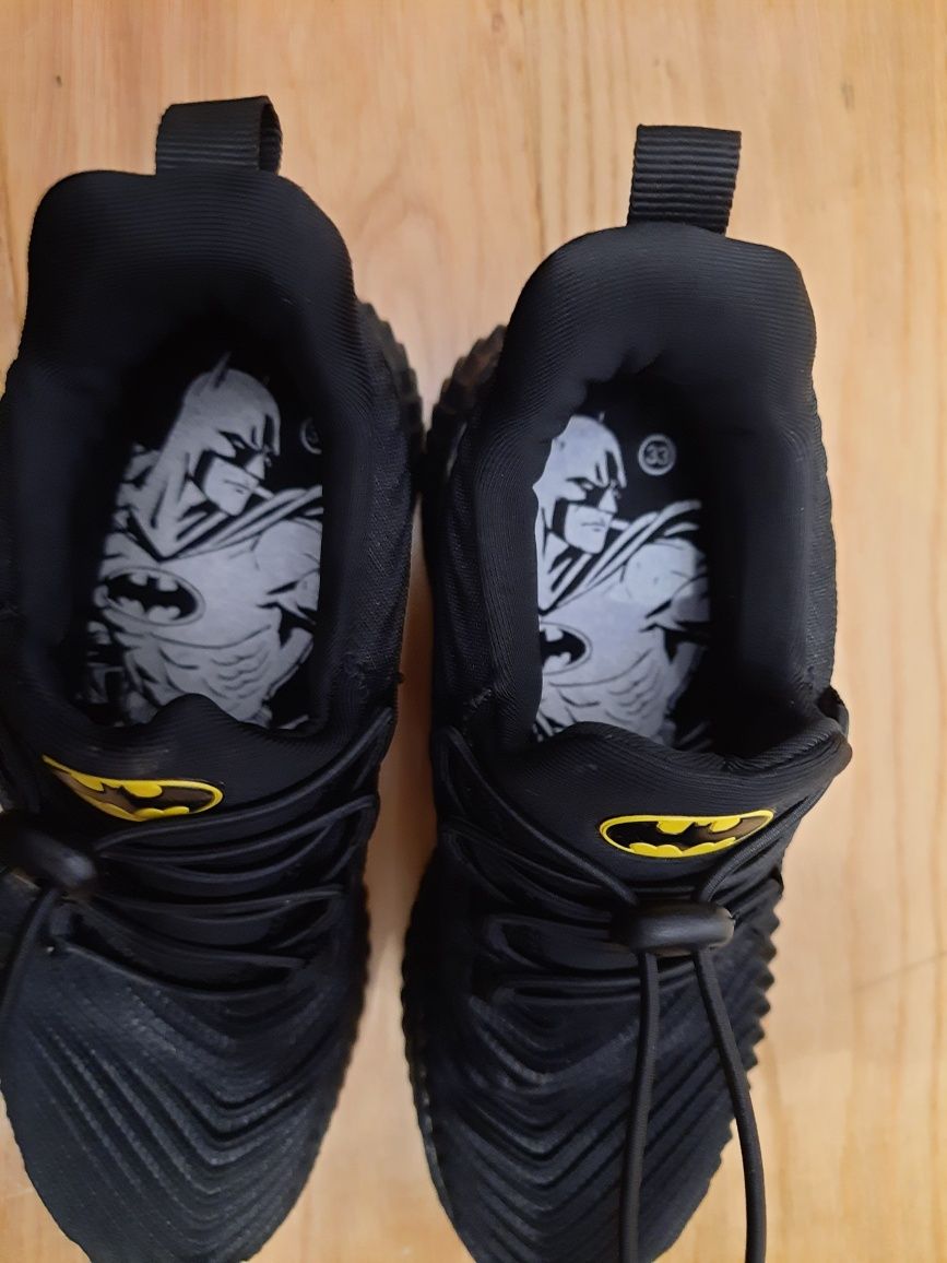 Buty roz.33 Batman