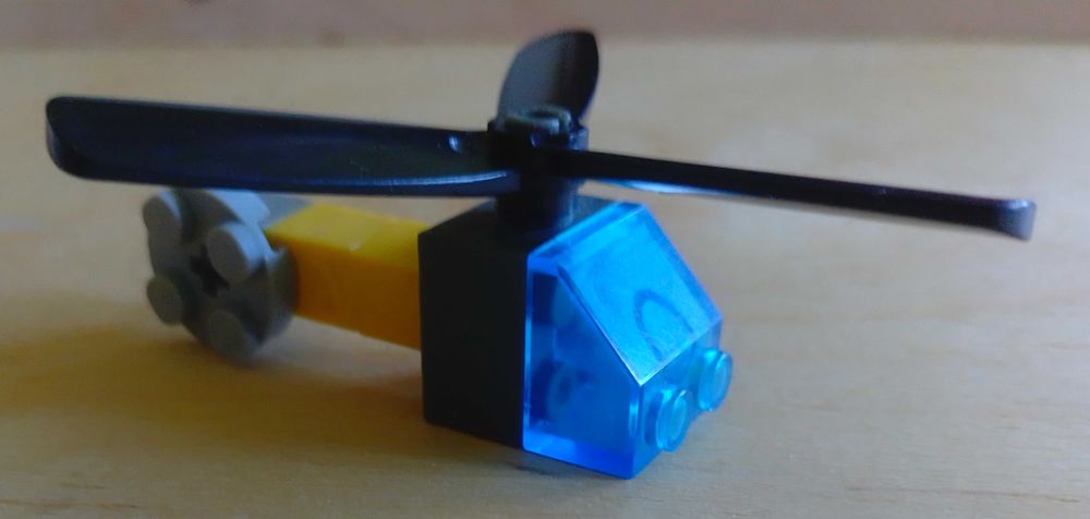 ЛЕГО насыпом, поштучно и сборками (по 2-50грн)