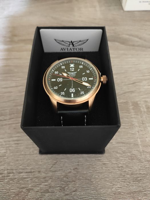 Relógio Aviator novo