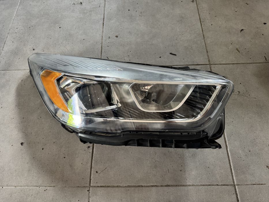 Фара форд ескейп ford escape GJ54-13W029-BH