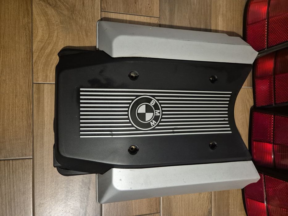 Oslona silnika Bmw v8 m60 b30 b40 e30 e32 e34 gumy