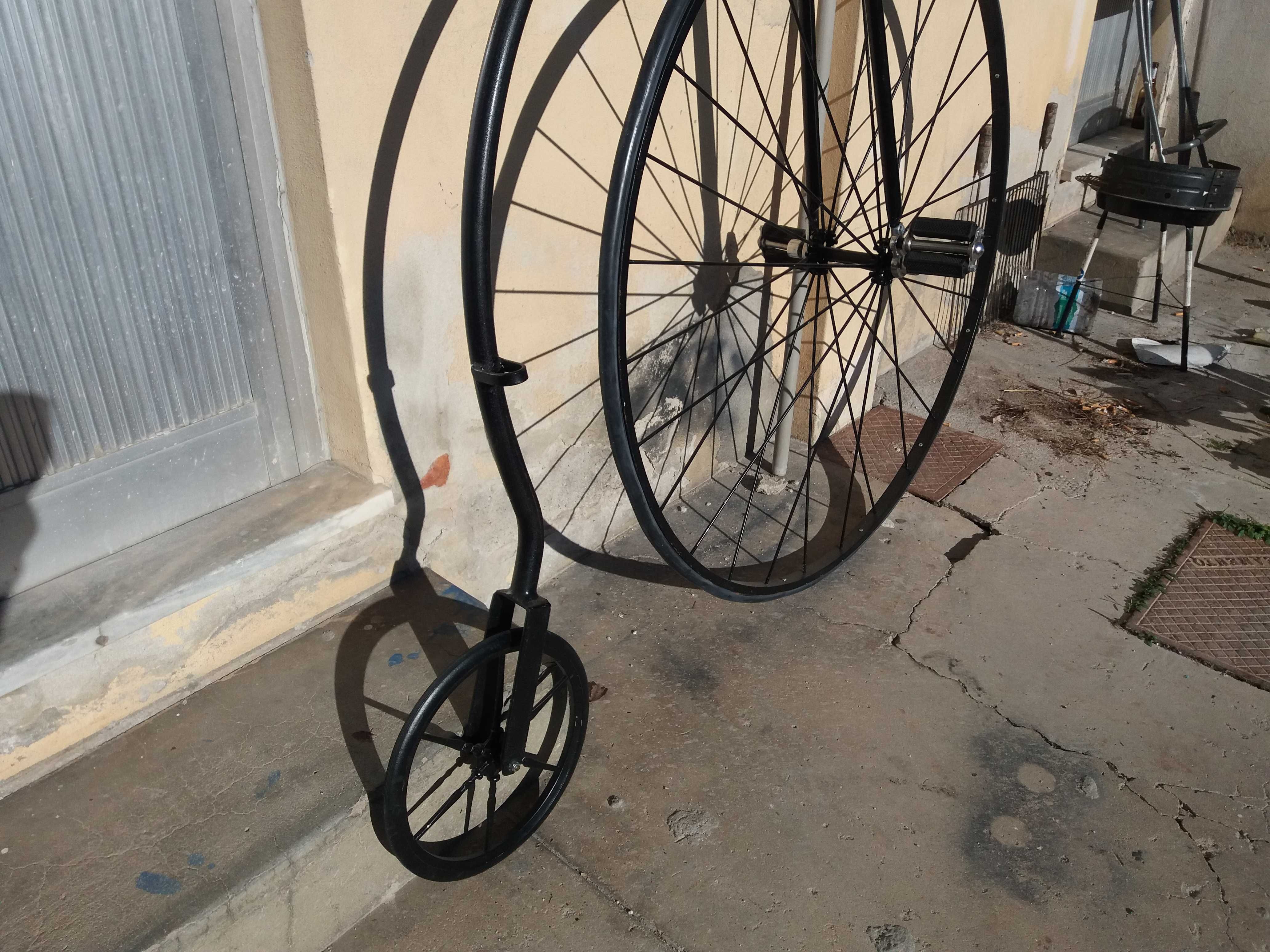 Bicicleta Antiga Penny Farthing para Decoração e coleção