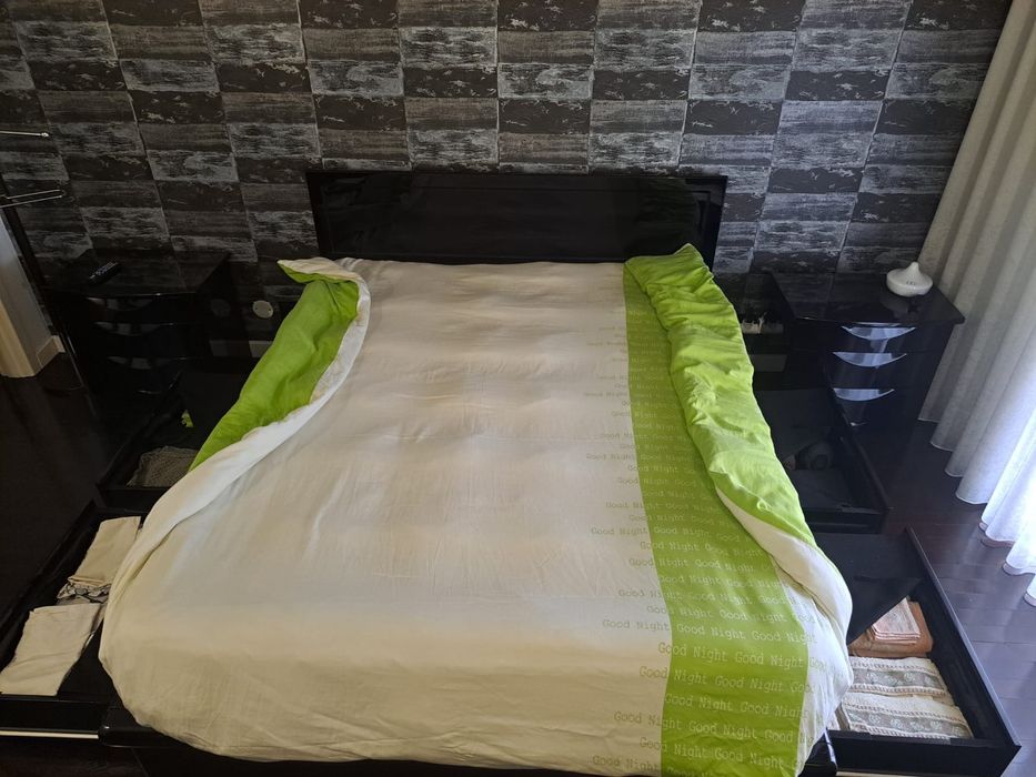 Cama casal MDF lançado preto