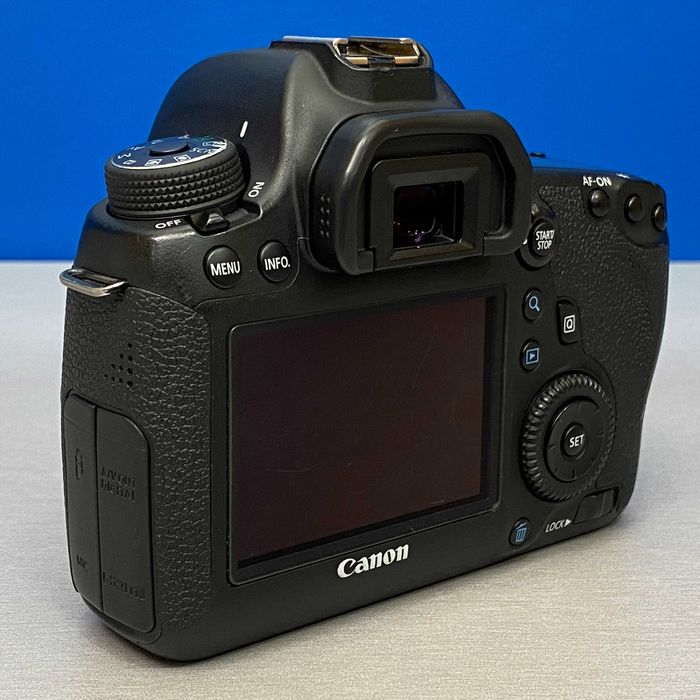 Canon EOS 6D (Corpo) - 20.2MP