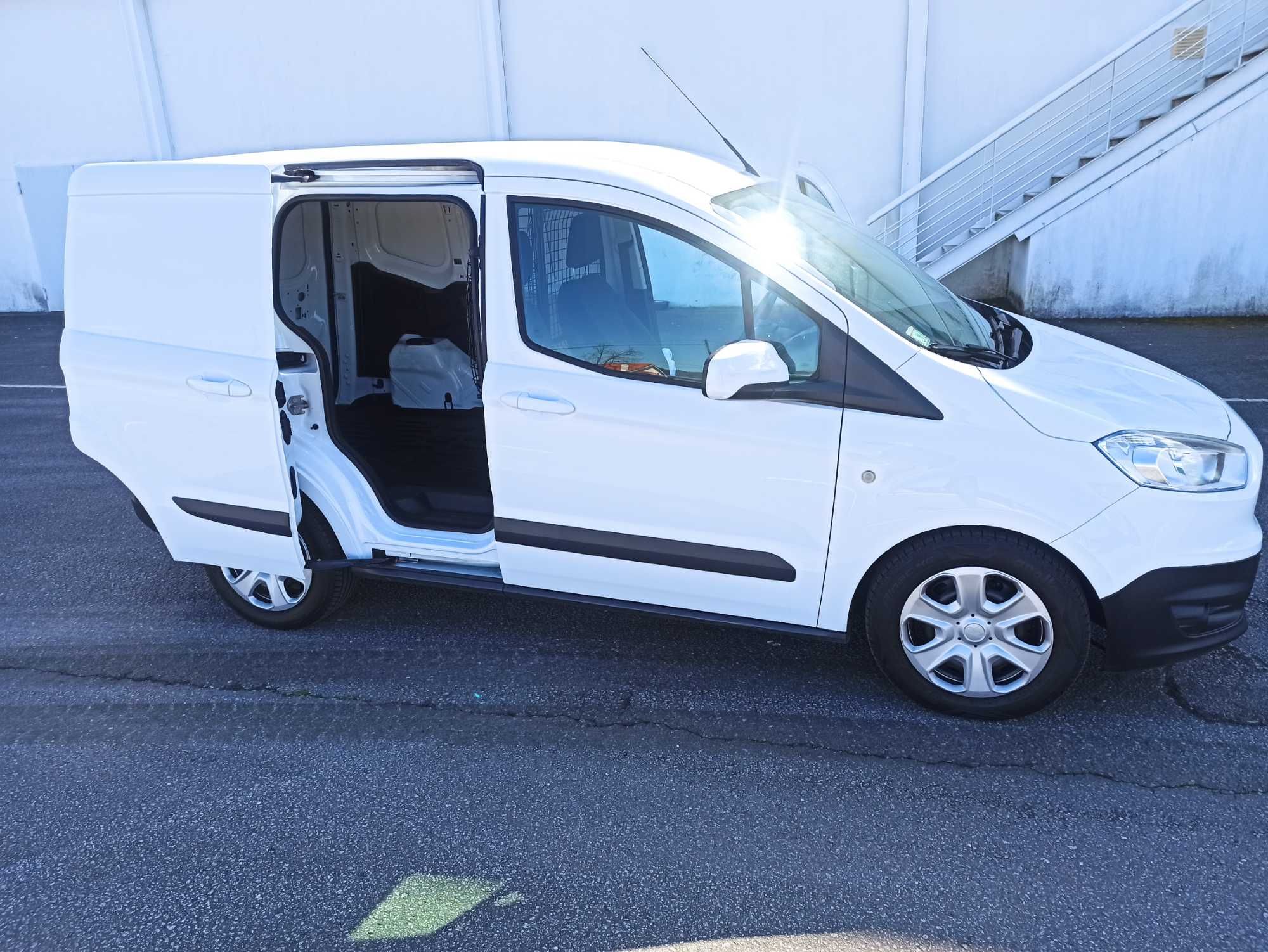 Ford Courier 2018