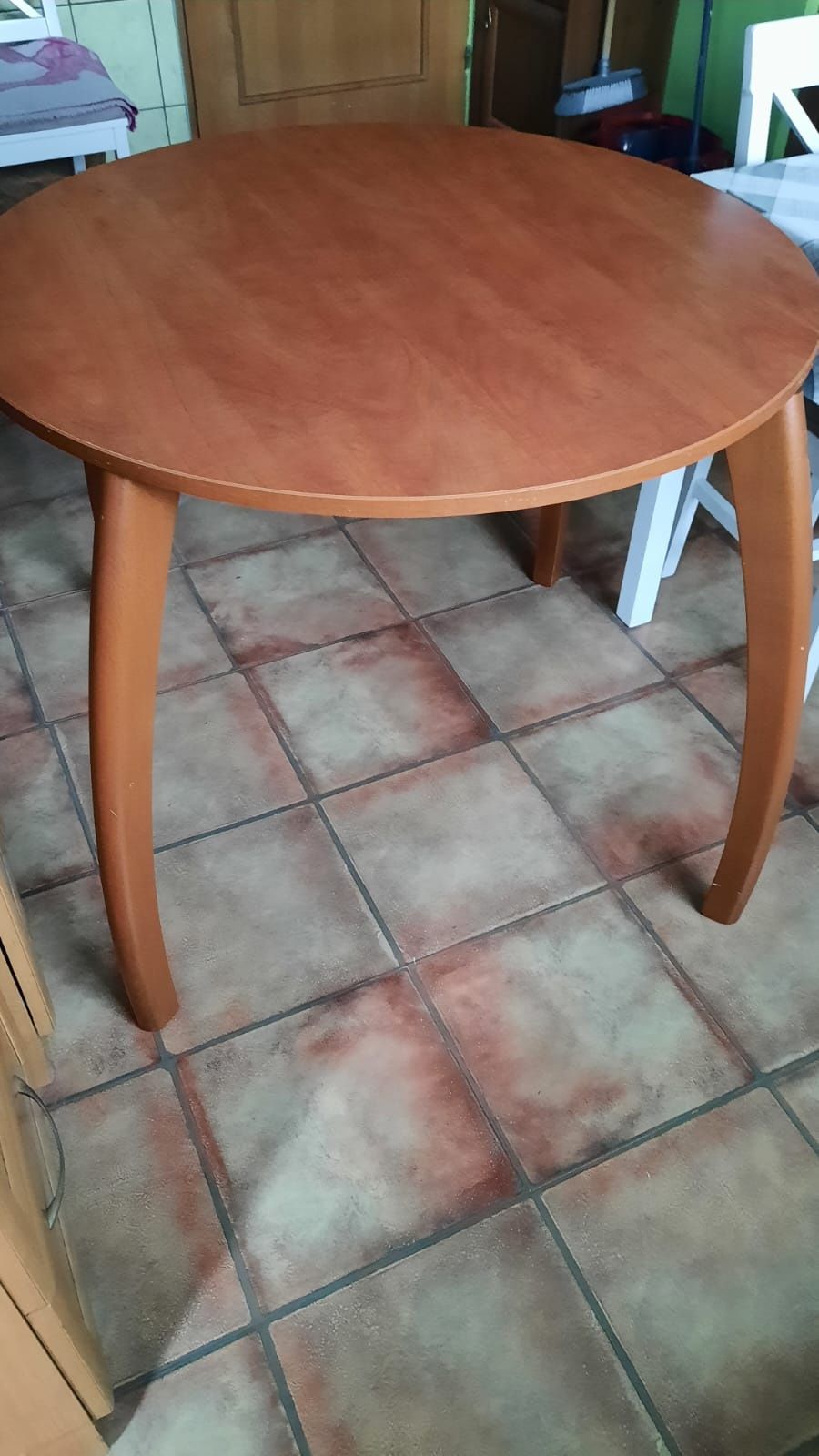 Stół do kuchni/pokoju okrągły brązowy
