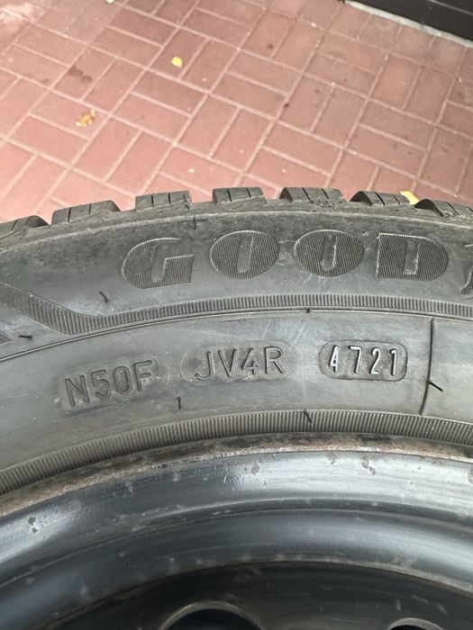 Koła 205/55/16 z oponami zimowymi Goodyear UltraGrip 9+ 5x114,3