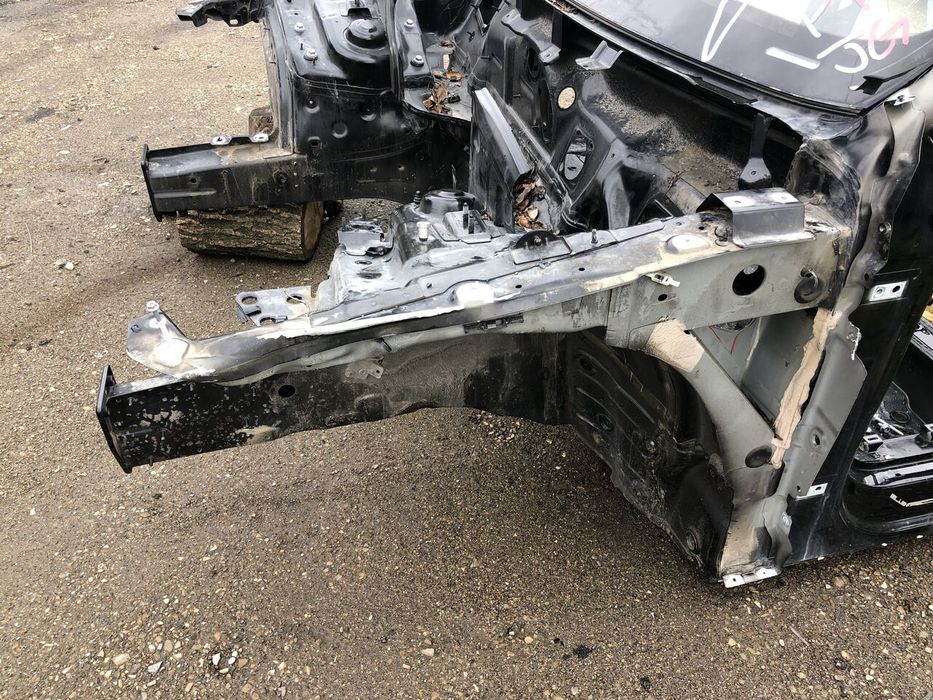 Чверть передня ліва четверть AUDI Q5 колір Y9T 8R 2008-2016