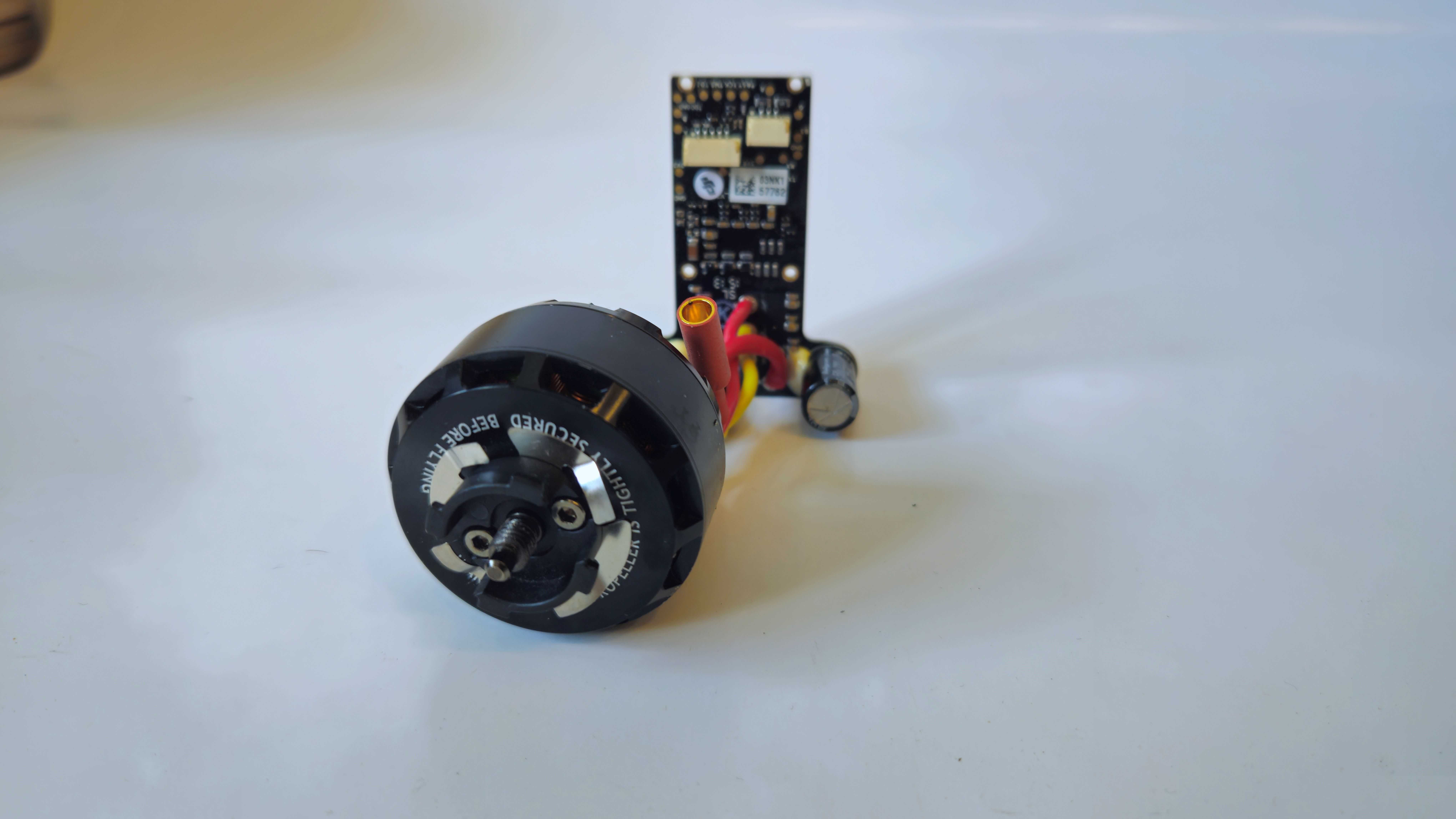 DJI Inspire 1 silniki - CCW+ESC / CW+ESC