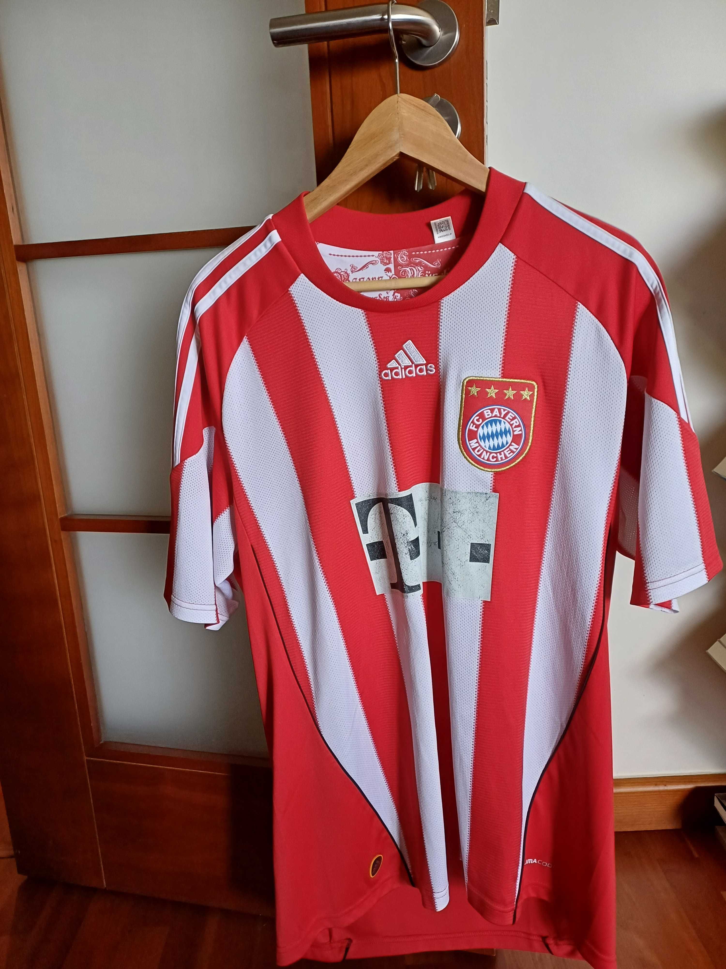 Camisola Bayern Munique Época 10/11