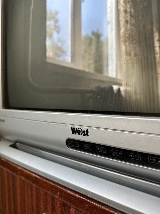 Старий Телевізор West