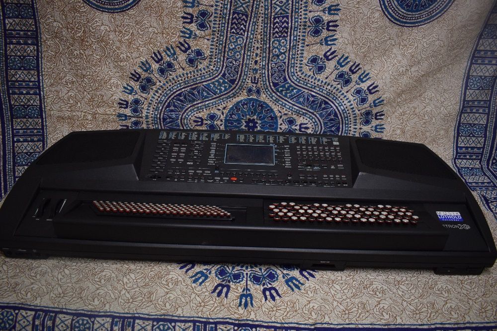Ketron X8 Com Mala