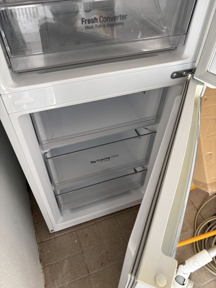 Frigorifico Combinado LG 374L