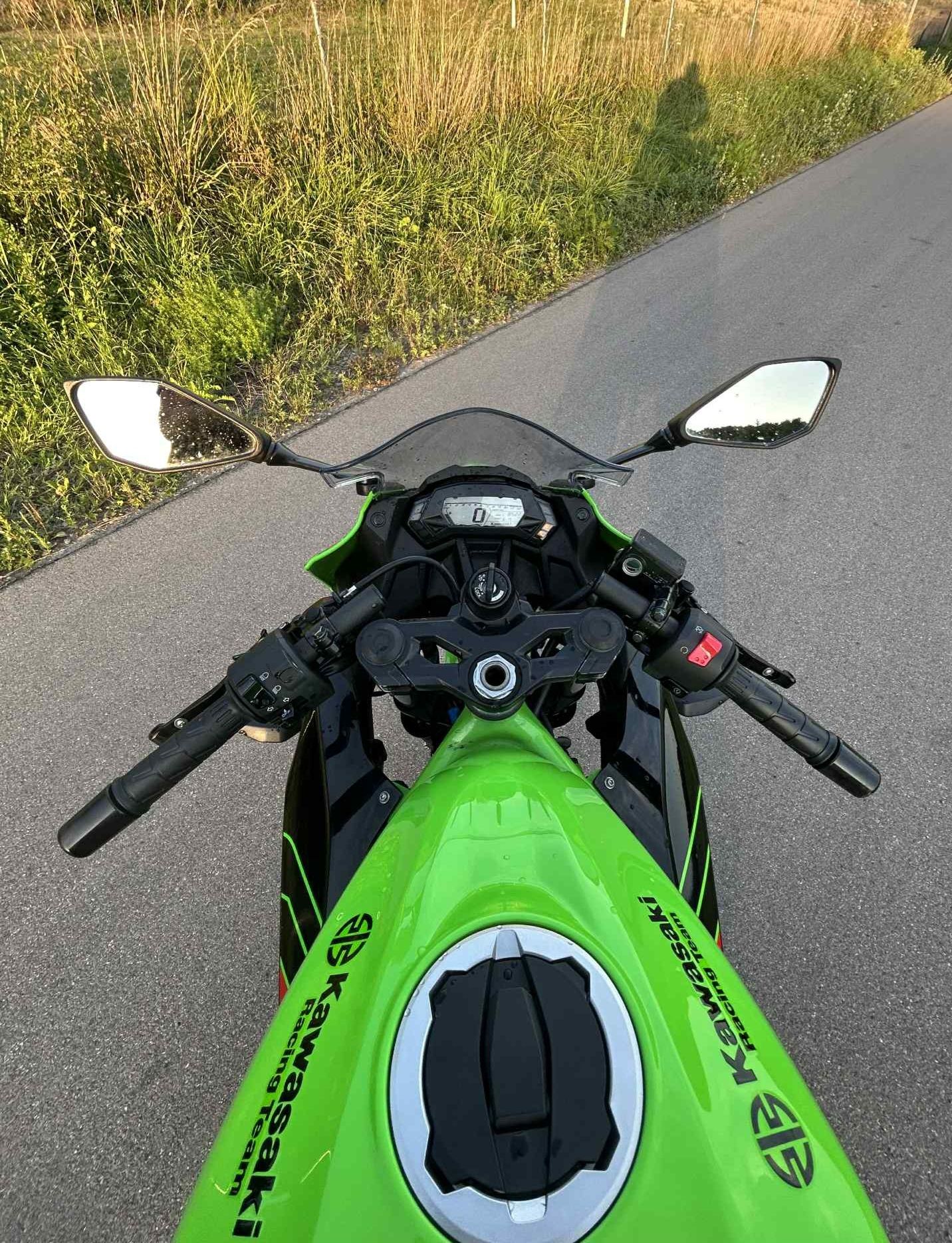 Kawasaki ninja 125  2024 kat.B A1