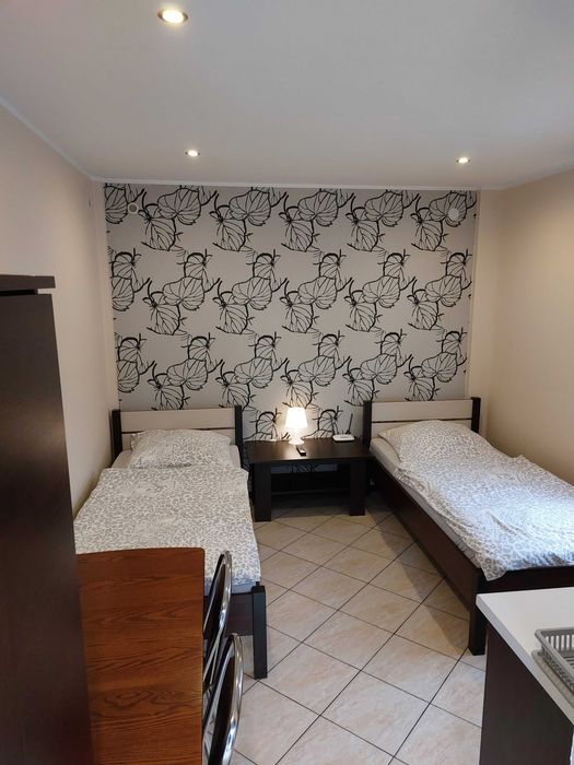 Tanie noclegi, Pokoje pracownicze