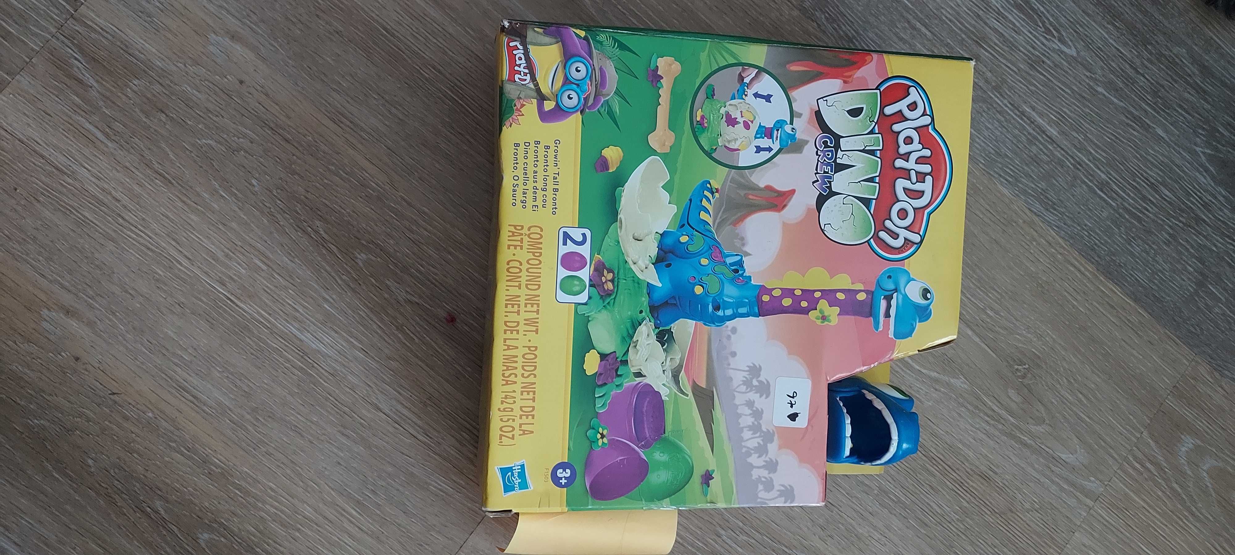 Jogo Dinossauro em Play-doh