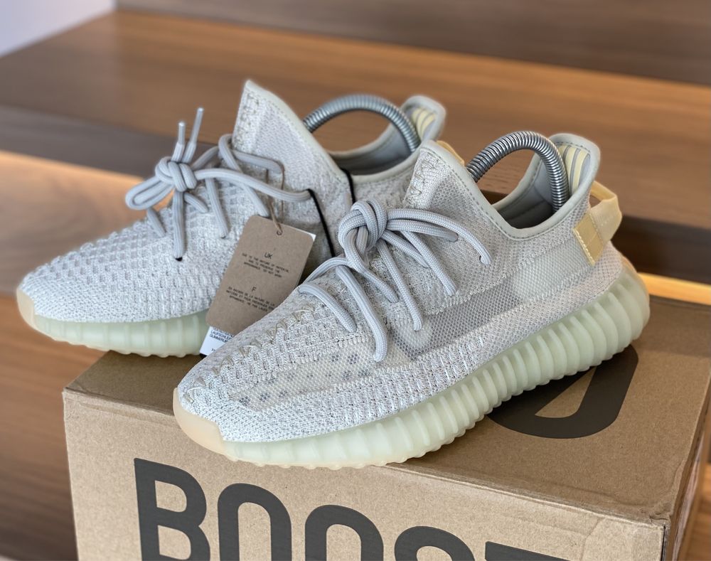 Yeezy 350 Light us7 boost original оригінал adidas літо 500 40 жіночі