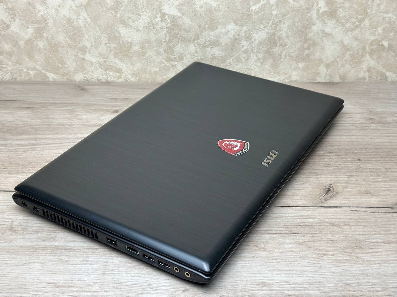 Игровой MSI GE60 Apache i7 4 ядра, nvidia 2gb