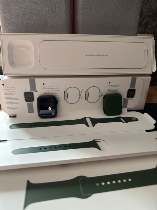 Apple Watch Series 7 GPS (MKN73) 45mm Green Aluminum