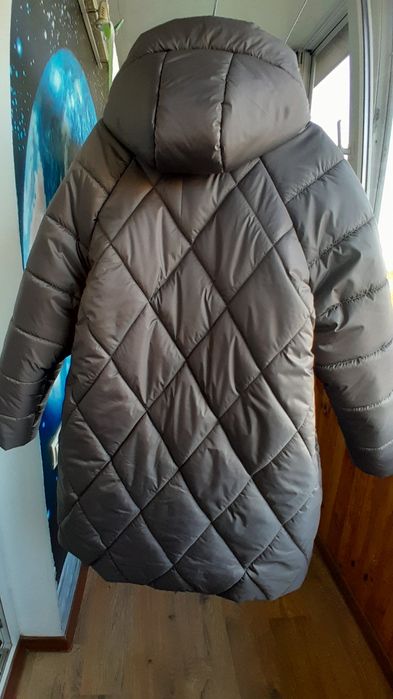 Пуховик, зимова куртка великого  розміру з капюшоном