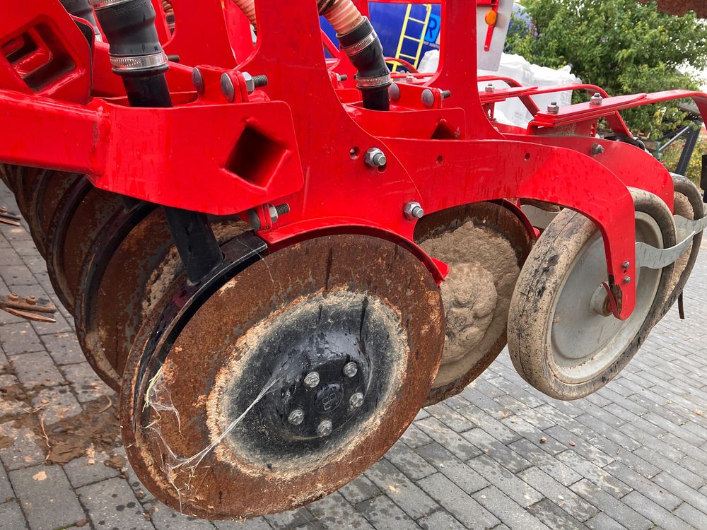 Siewnik ciągany pottinger terrasem C6 stan bardzo dobry