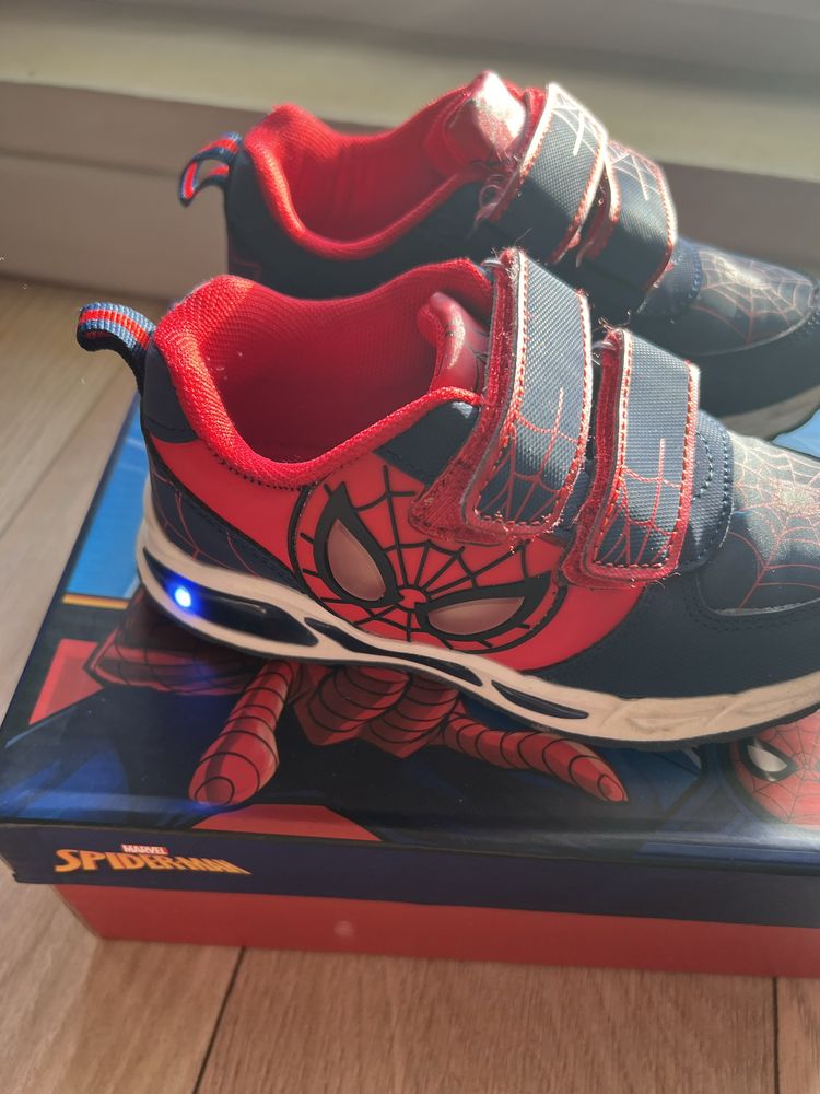 Sneakersy ultimate spiderman świecące, granatowe r.28