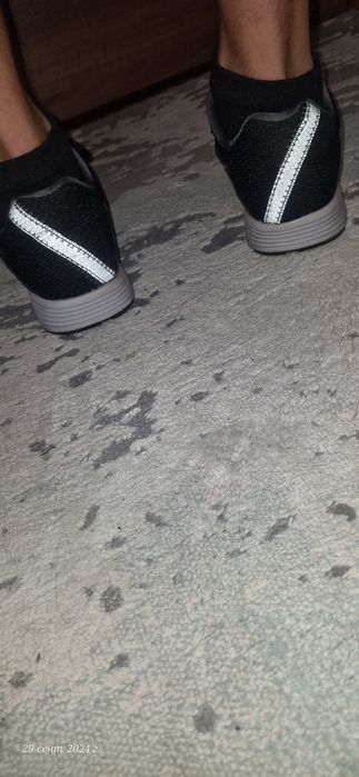 Кросівки чоловічі для бігу,фітнесу Nike