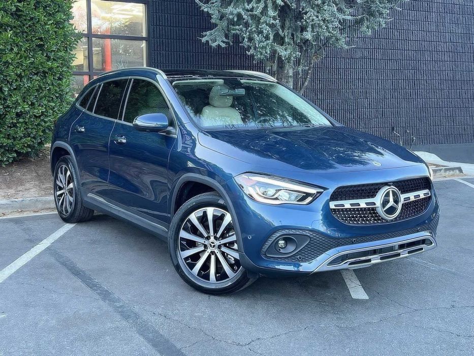 Mercedes-Benz GLA 250      2022