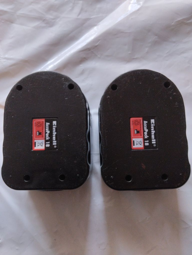2×Akumulator Einhell 18V obudowy.