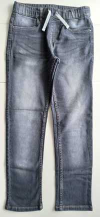 Spodnie jeansy roz. 152, 11-12 lat