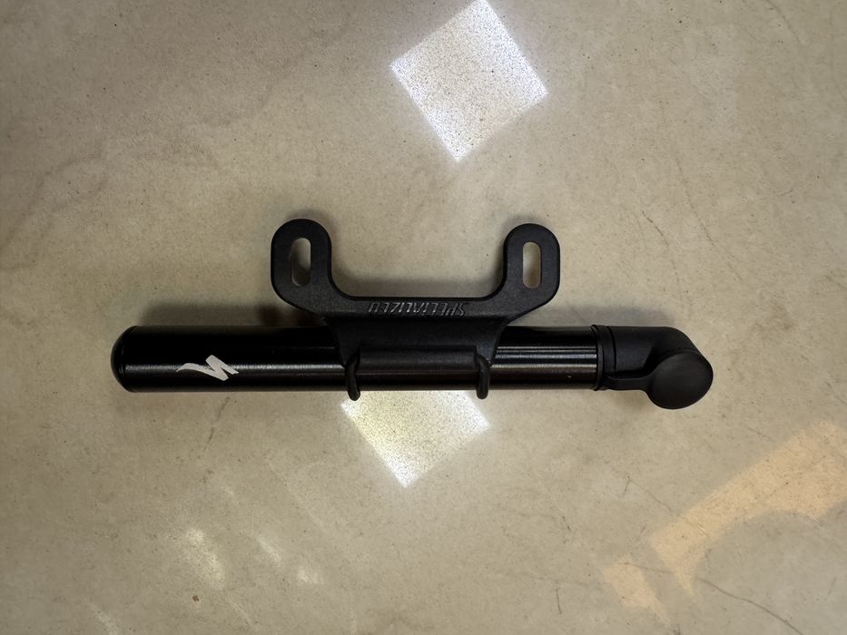 Насос Specialized Air Tool Road Mini Frame Pump W/
