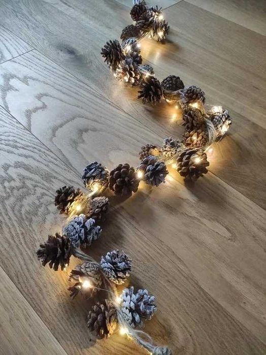 Łańcuch świetlny girlanda lampki led szyszki ciepła biel 130 cm