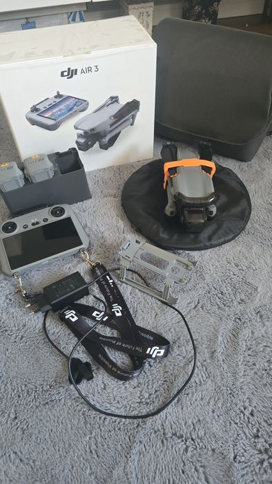 Dron Dji air3 sprzedam