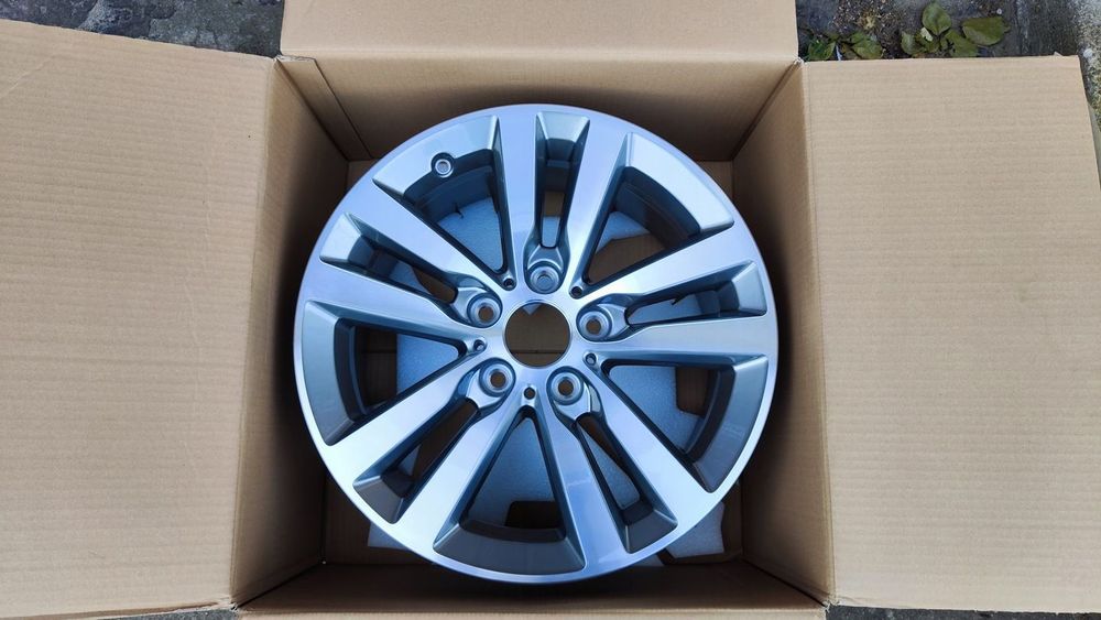 BMW 1 F20 F21 Felga Aluminiowa 17 cali ET43 7,5Jx17 Nowa Oryginał