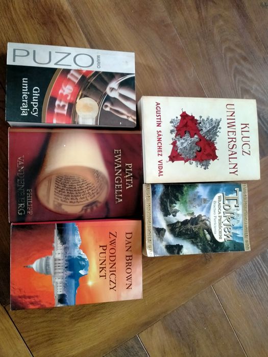 Klasyka, TOLKIEN, PUZO, Piąta Ewangelia,