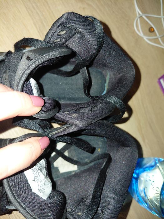 Ботінки.кросівки.хайтопи