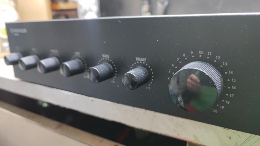 Wzmacniacz Monacor PA-704
