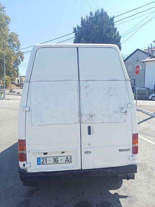Ford Transit teto alto