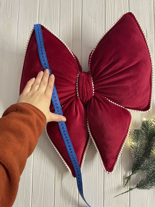 Новорічна подушка бант