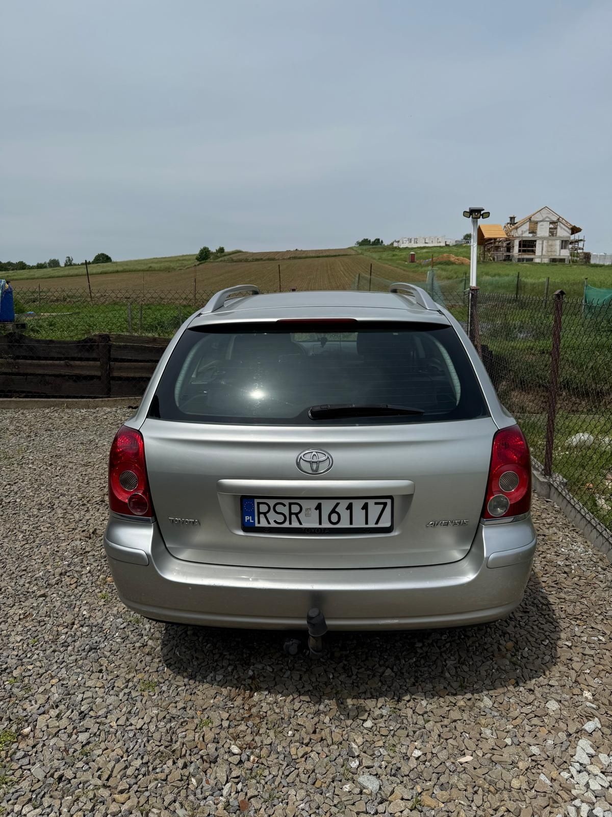 Toyota Avensis t25 2007r 1.8 benzyna+gaz uszkodzony silnik