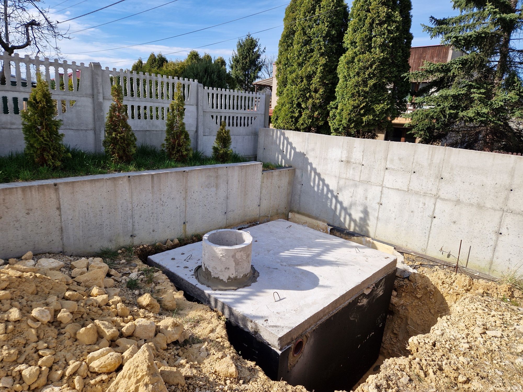 Szamba betonowe od 2m3 do 14m3 Zbiorniki na szamba deszczówkę Kielce